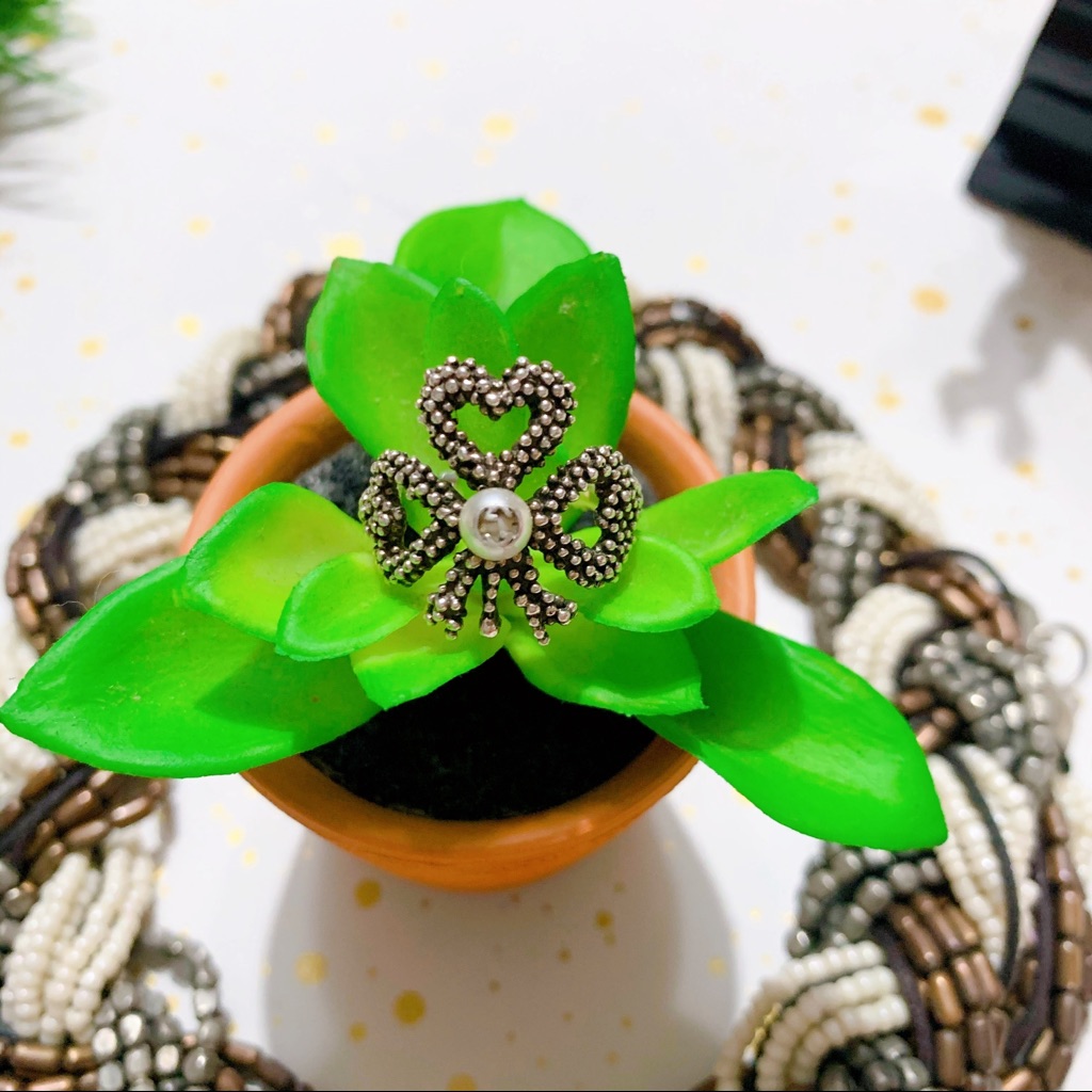 Auth Gucci Clover Ring